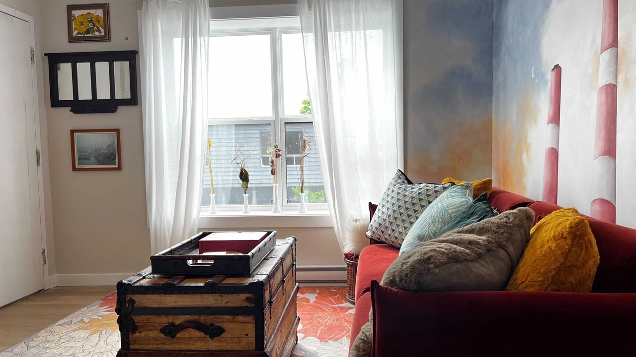 Photo of Livingroom in Downtown