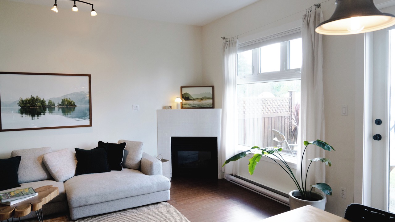 Photo of Livingroom in Tofino