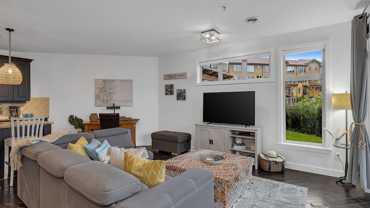 Photo of Livingroom in Westbank