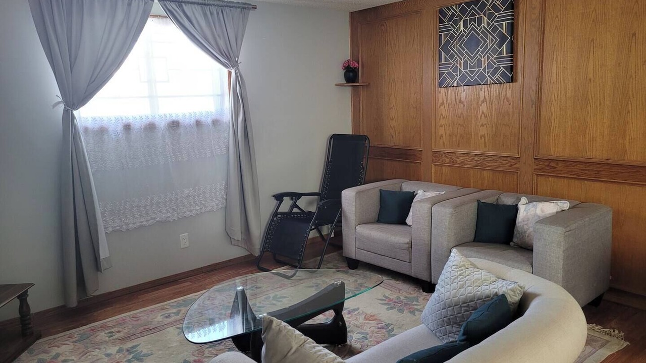 Photo of Livingroom in Calgary
