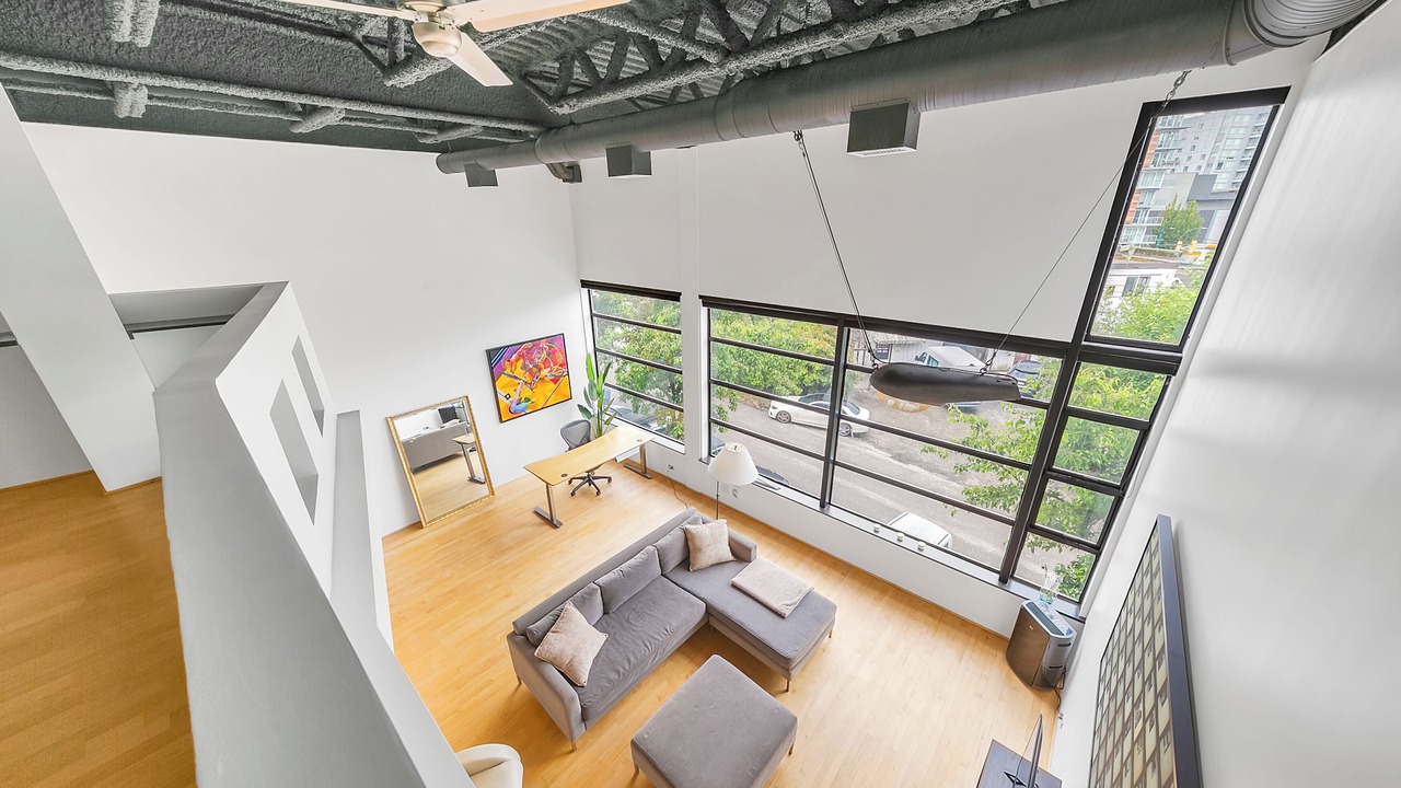 Photo of Livingroom in Southeast False Creek