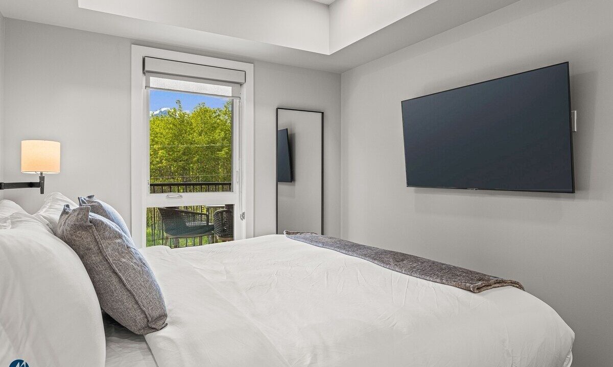 Photo of Bedroom in Dead Man's Flats