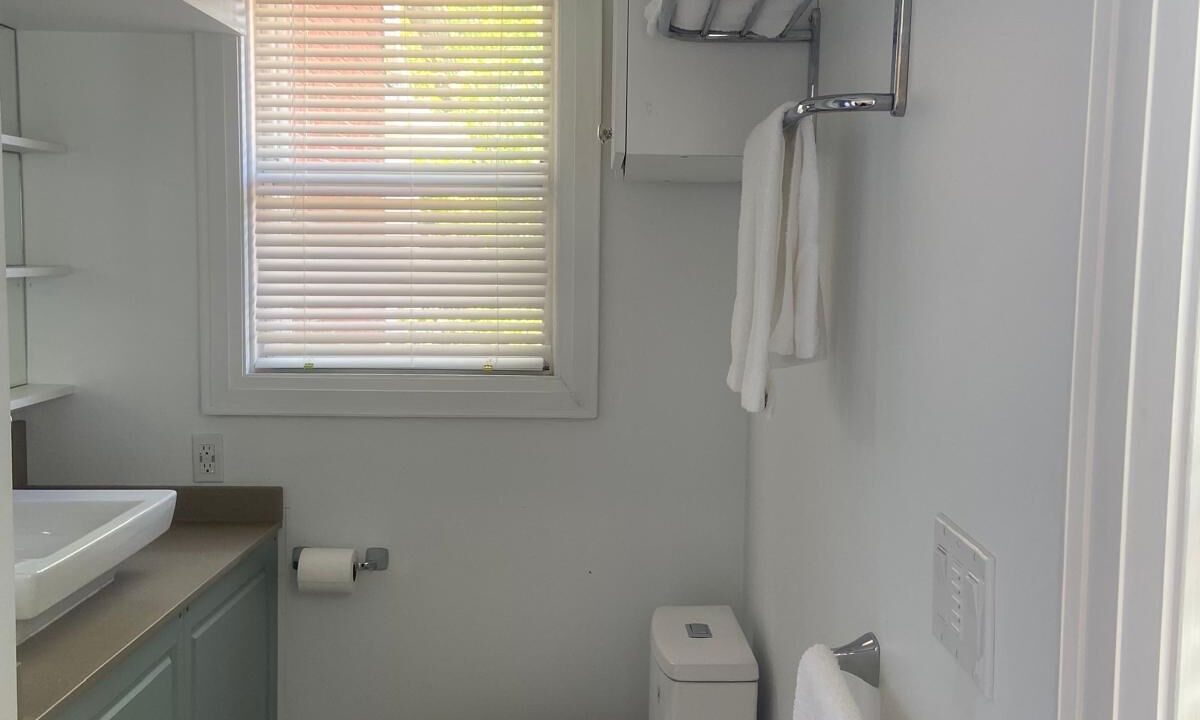 Photo of Bathroom in Niagara Falls