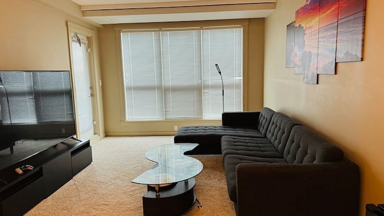 Photo of Livingroom in Haysboro