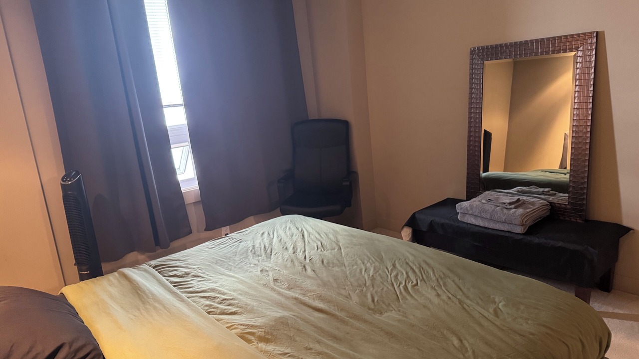 Photo of Bedroom in Haysboro