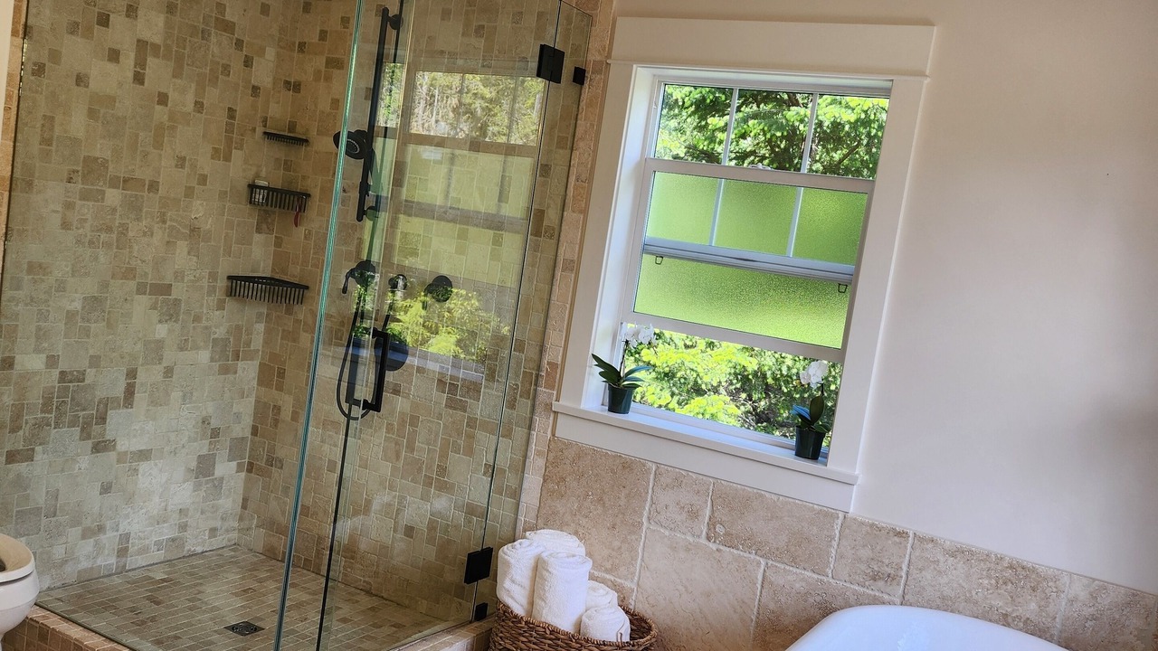 Photo of Bathroom in Bowen Island