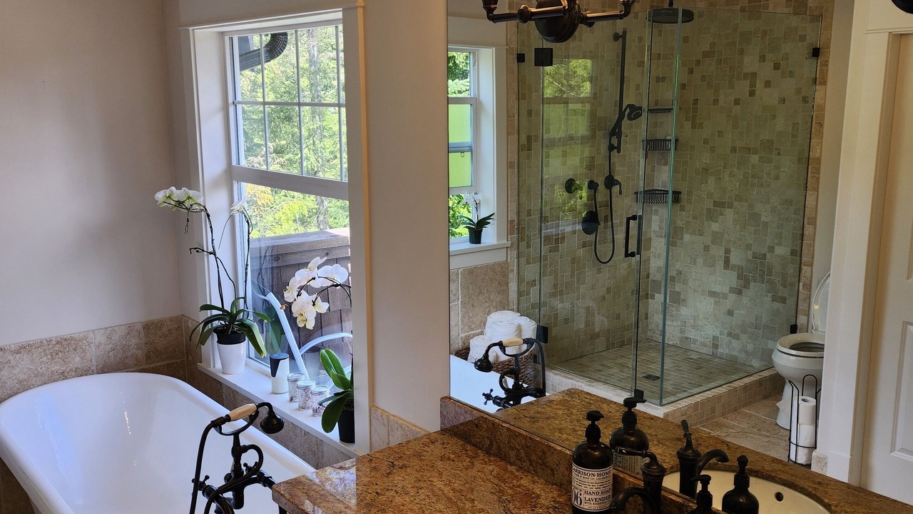 Photo of Bathroom in Bowen Island