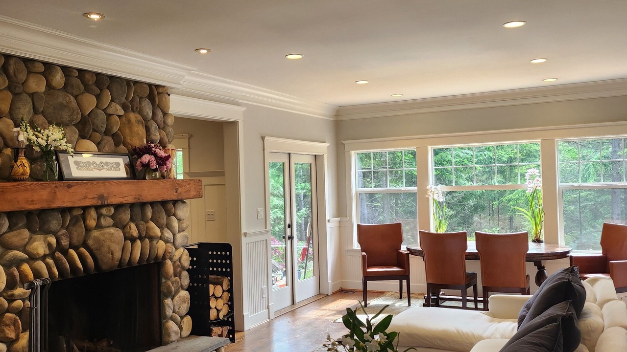 Photo of Livingroom in Bowen Island