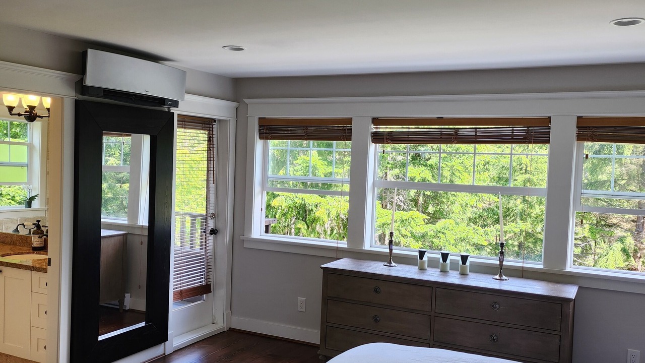 Photo of Bedroom in Bowen Island