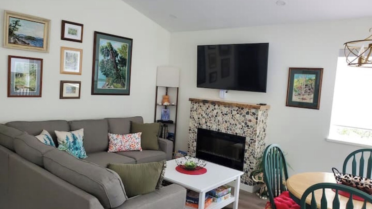 Photo of Livingroom in Halfmoon Bay