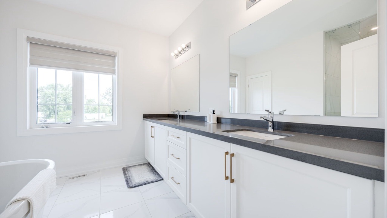 Photo of Bathroom in Caledon