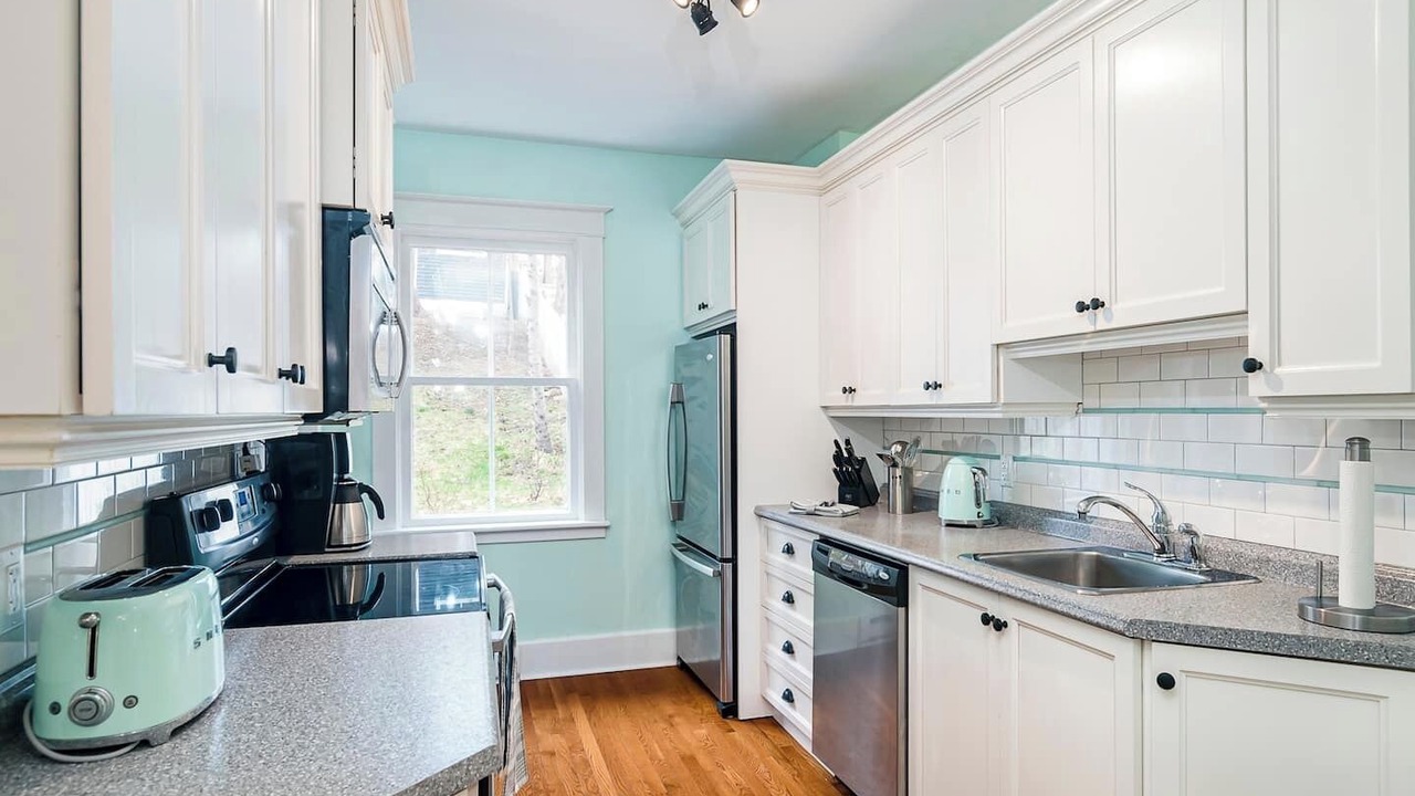 Photo of Kitchen in Waterford Valley