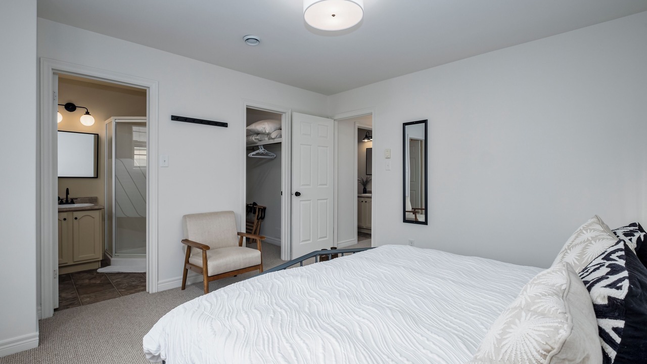 Photo of Bedroom in Terra Nova