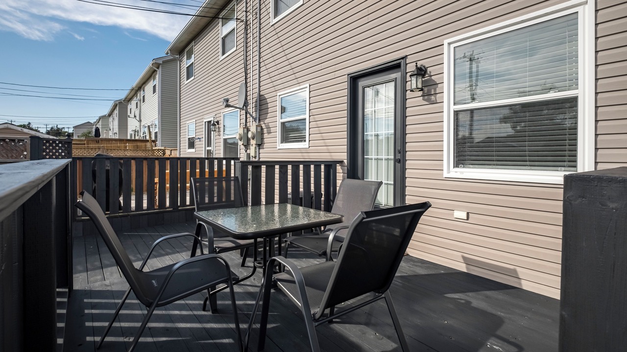 Photo of Outdoor in Terra Nova