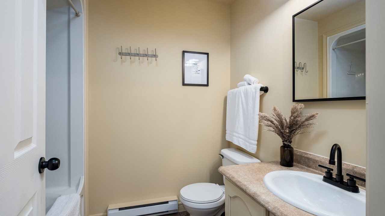 Photo of Bathroom in Terra Nova