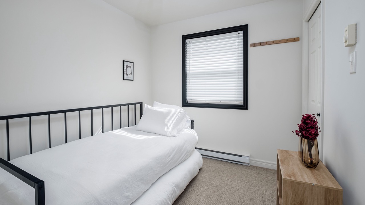 Photo of Bedroom in Terra Nova