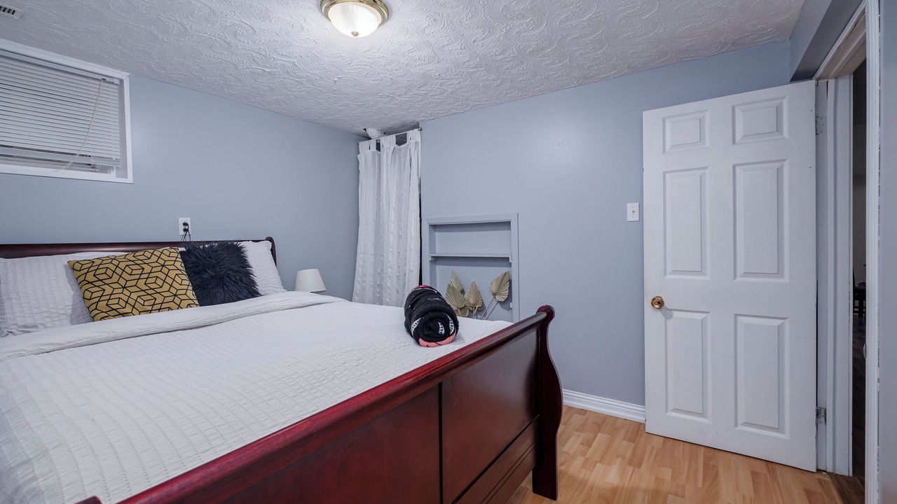 Photo of Bedroom in West End