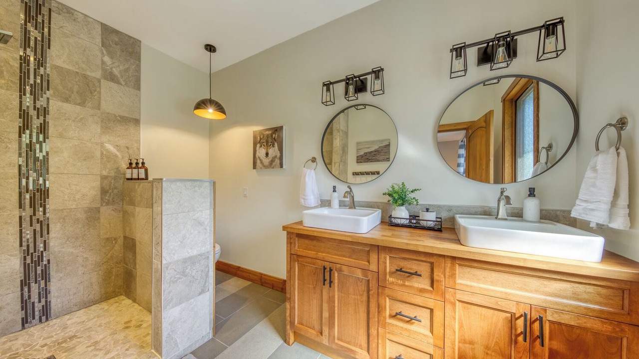 Photo of Bathroom in East Kootenay