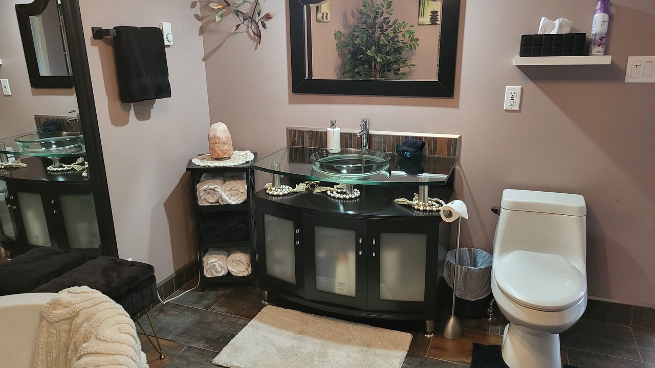 Photo of Bathroom in Inglewood