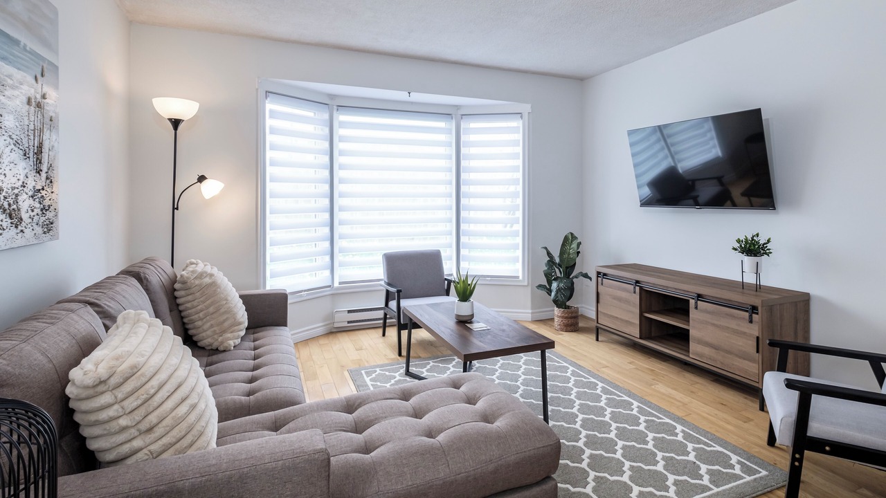 Photo of Livingroom in Terra Nova