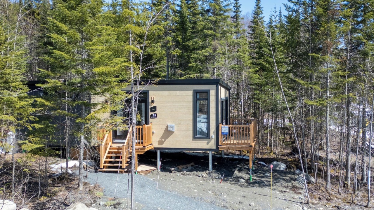 Photo of Outdoor in Adstock
