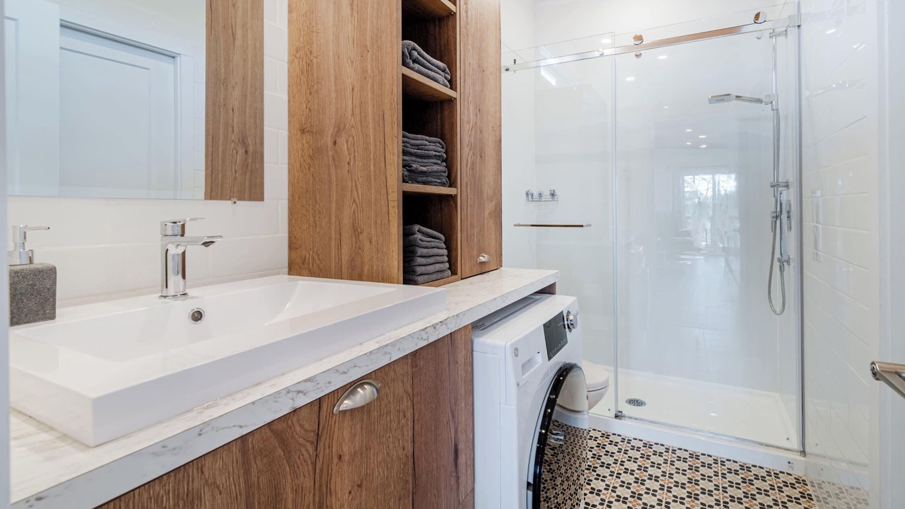 Photo of Bathroom in Adstock