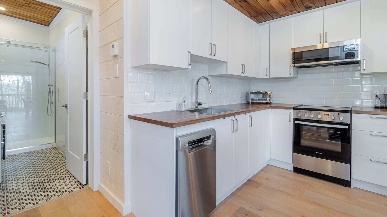 Photo of Kitchen in Adstock