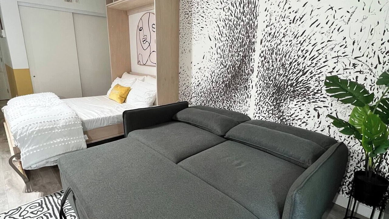 Photo of Bedroom in Downtown Eastside