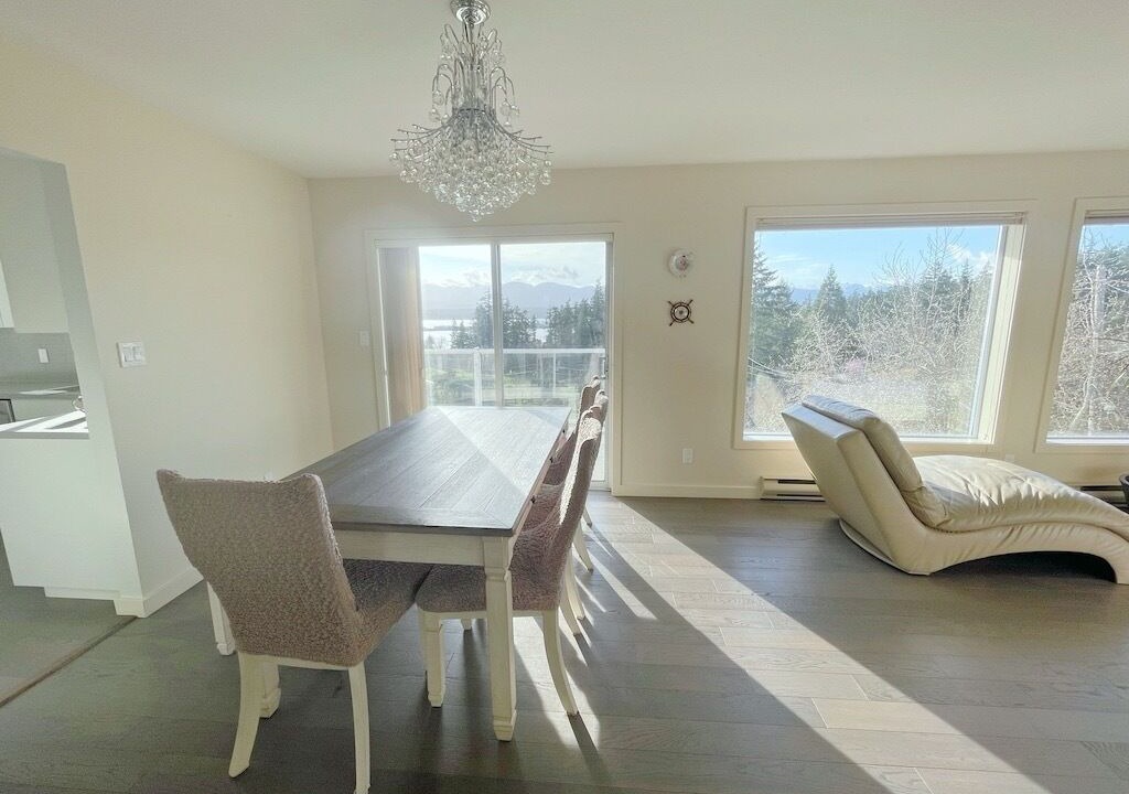 Photo of Others in Comox