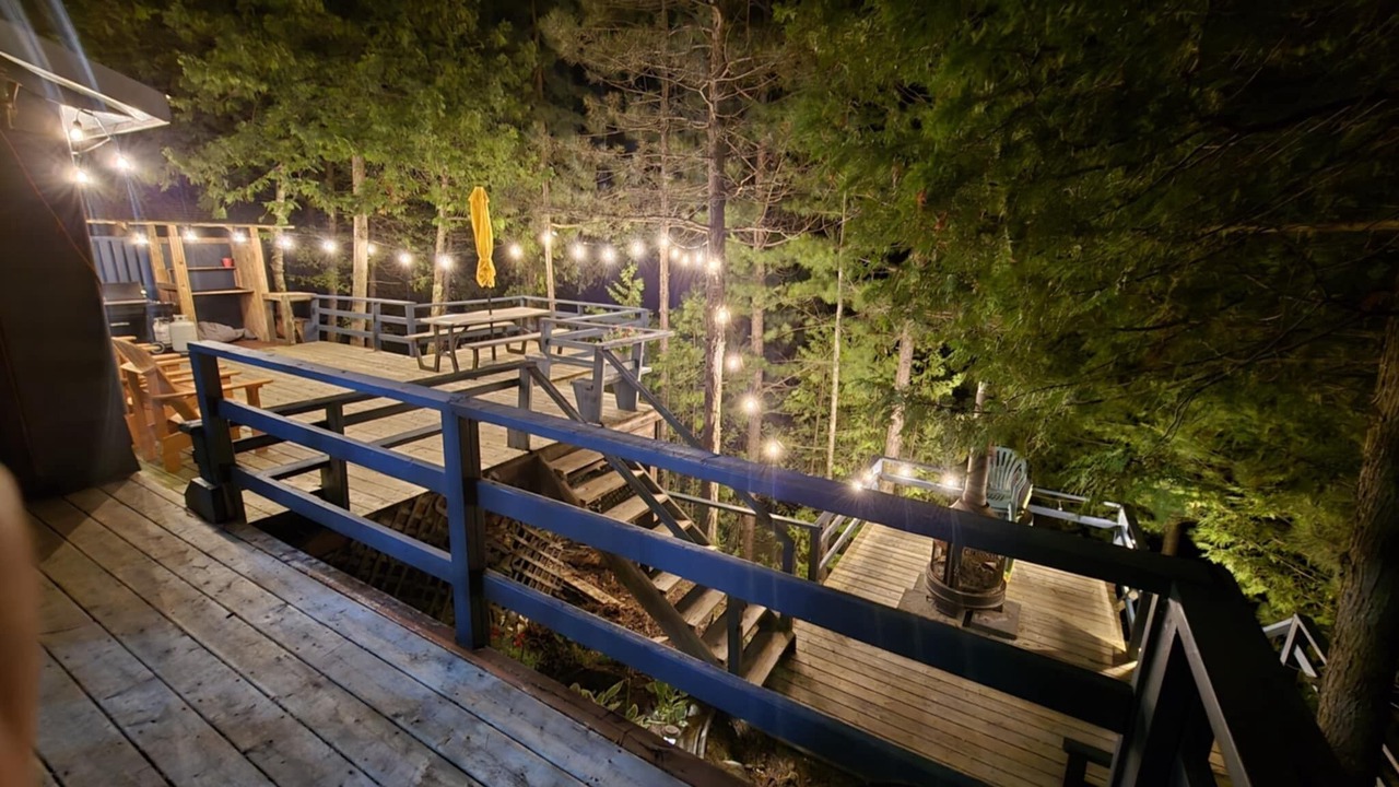 Photo of Patio Balcony in North Frontenac