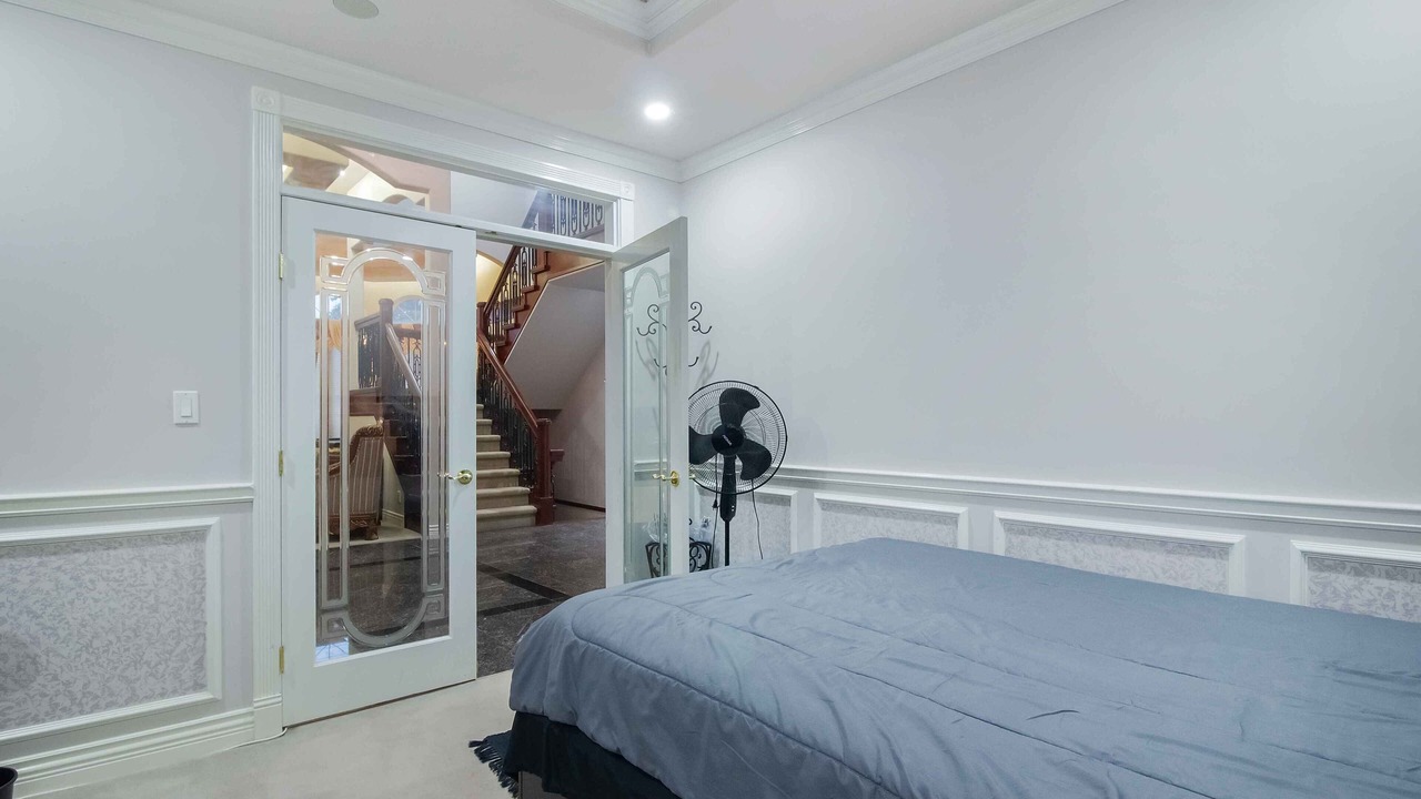Photo of Bedroom in Surrey Newton