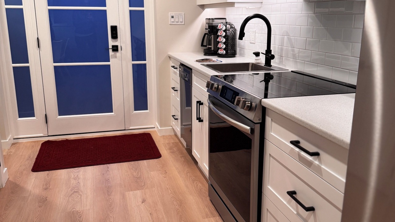 Photo of Kitchen in Saanich West