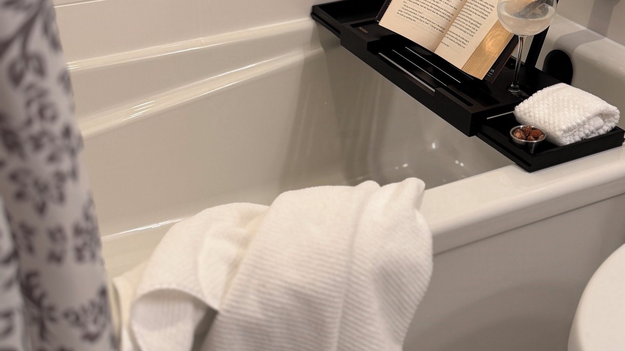 Photo of Bathroom in Saanich West