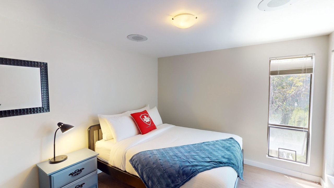 Photo of Bedroom in Christina Lake