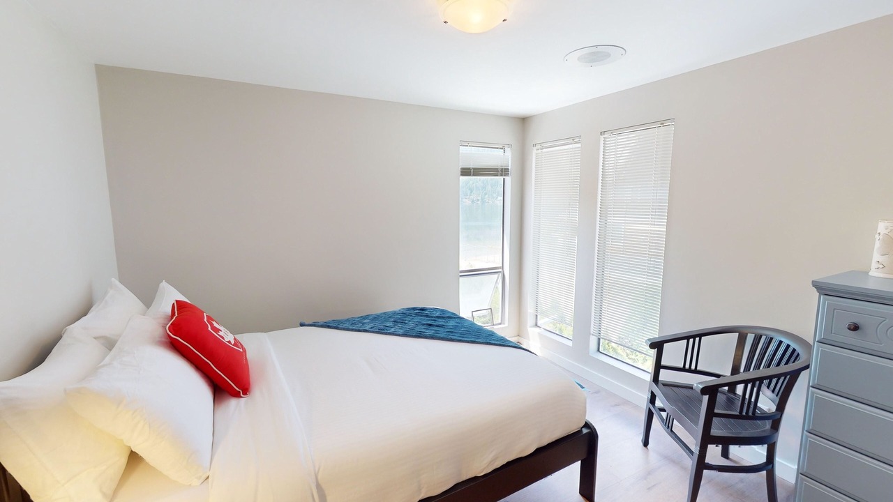 Photo of Bedroom in Christina Lake
