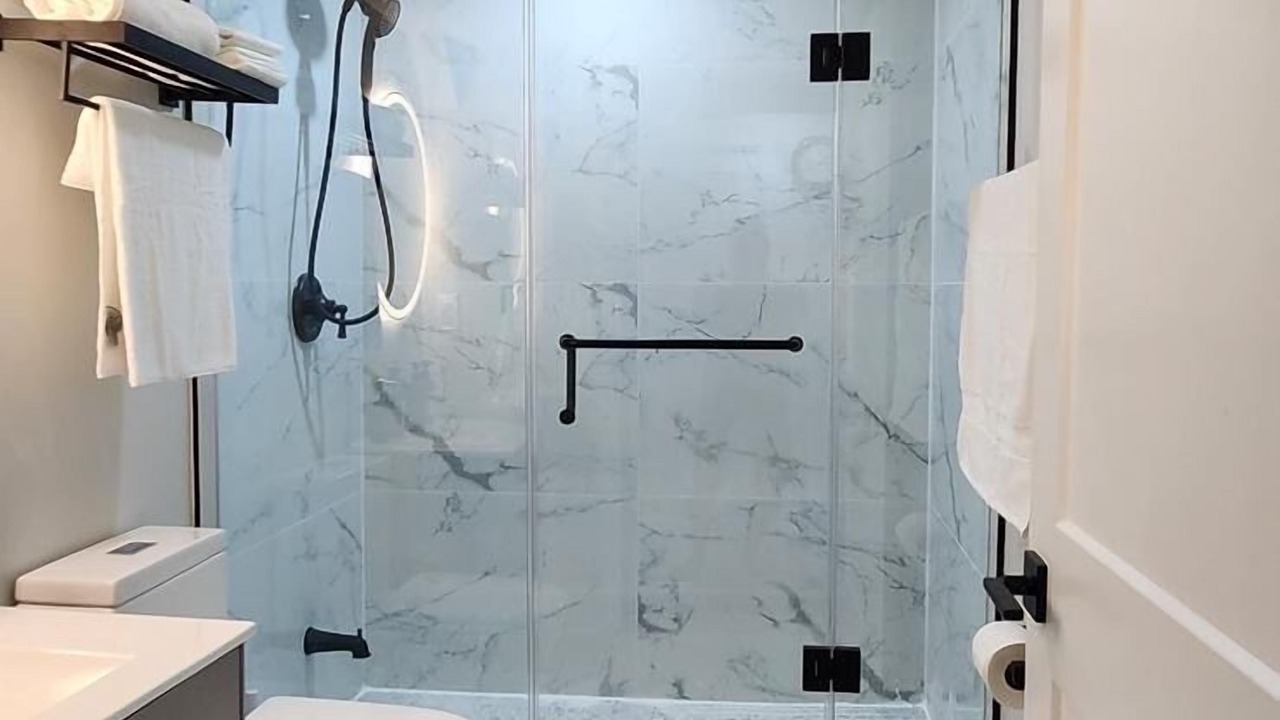 Photo of Bathroom in Grand River South