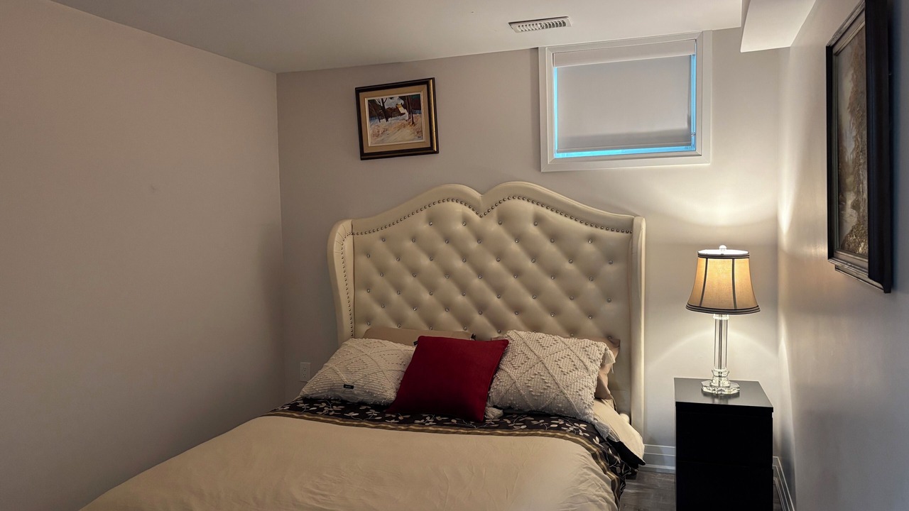 Photo of Bedroom in Grand River South