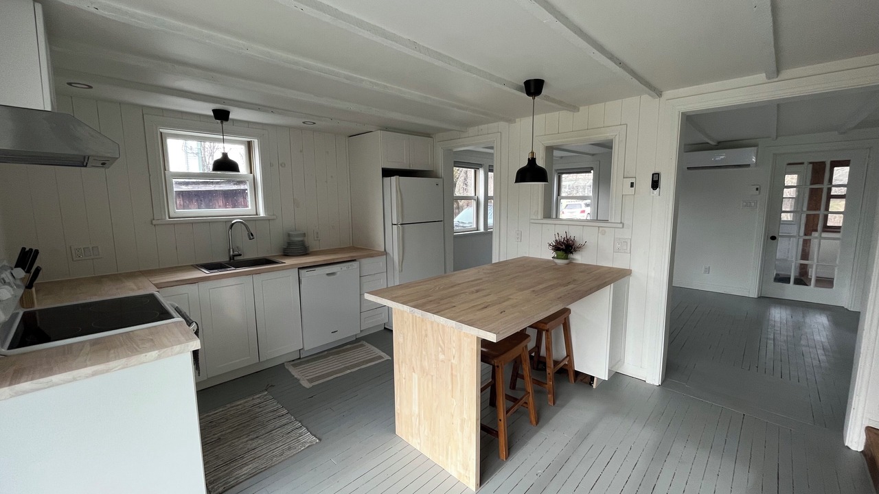Photo of Kitchen in Lac-Brome