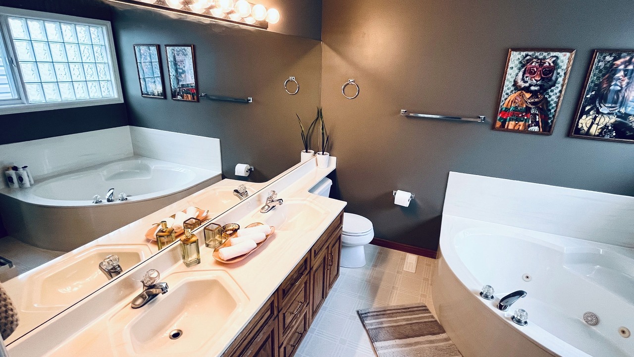 Photo of Bathroom in Tuxedo Park