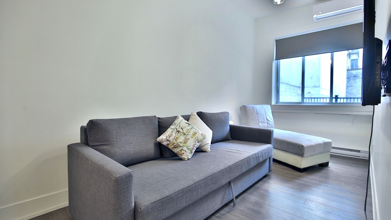 Photo of Livingroom in International District
