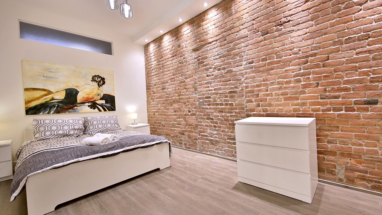 Photo of Bedroom in International District