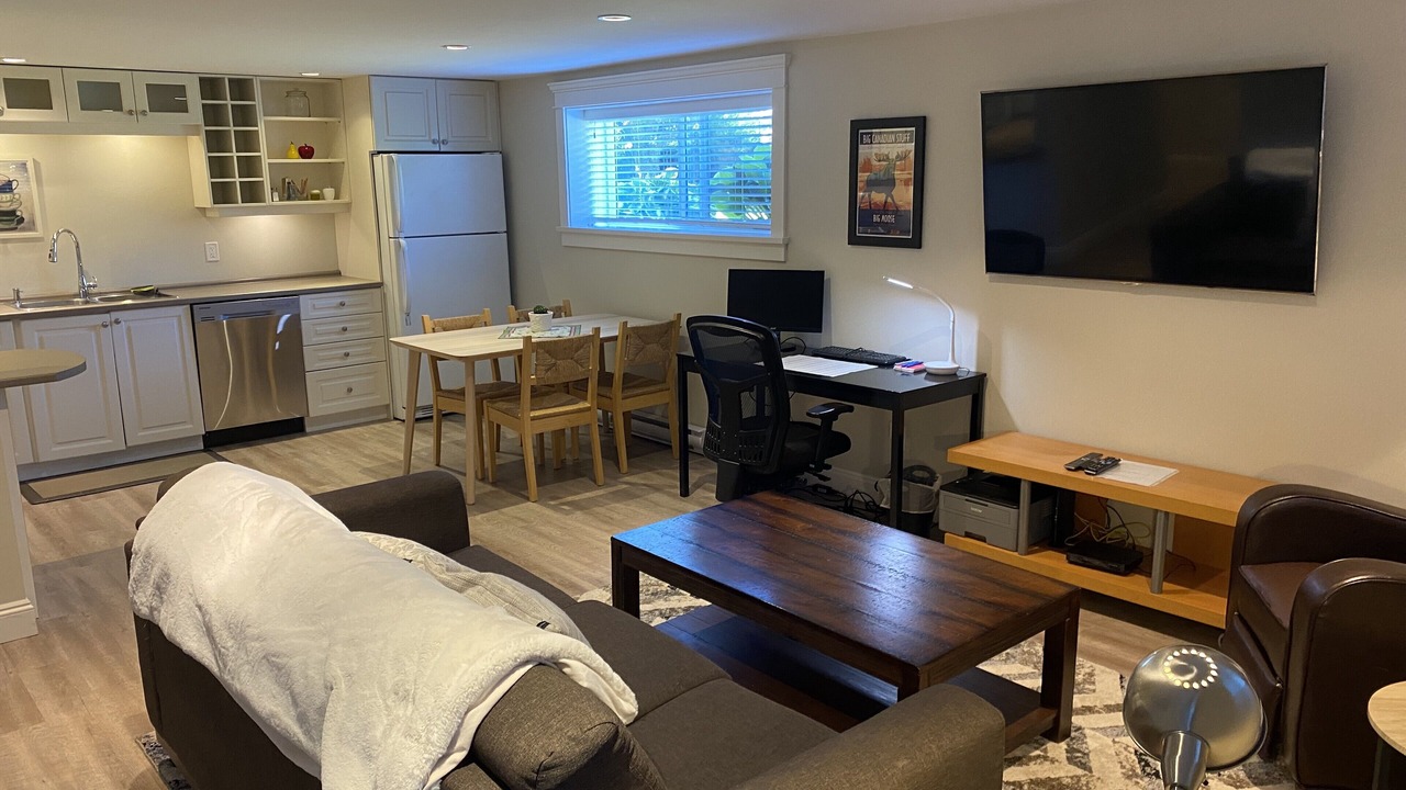 Photo of Livingroom in Gordon Head