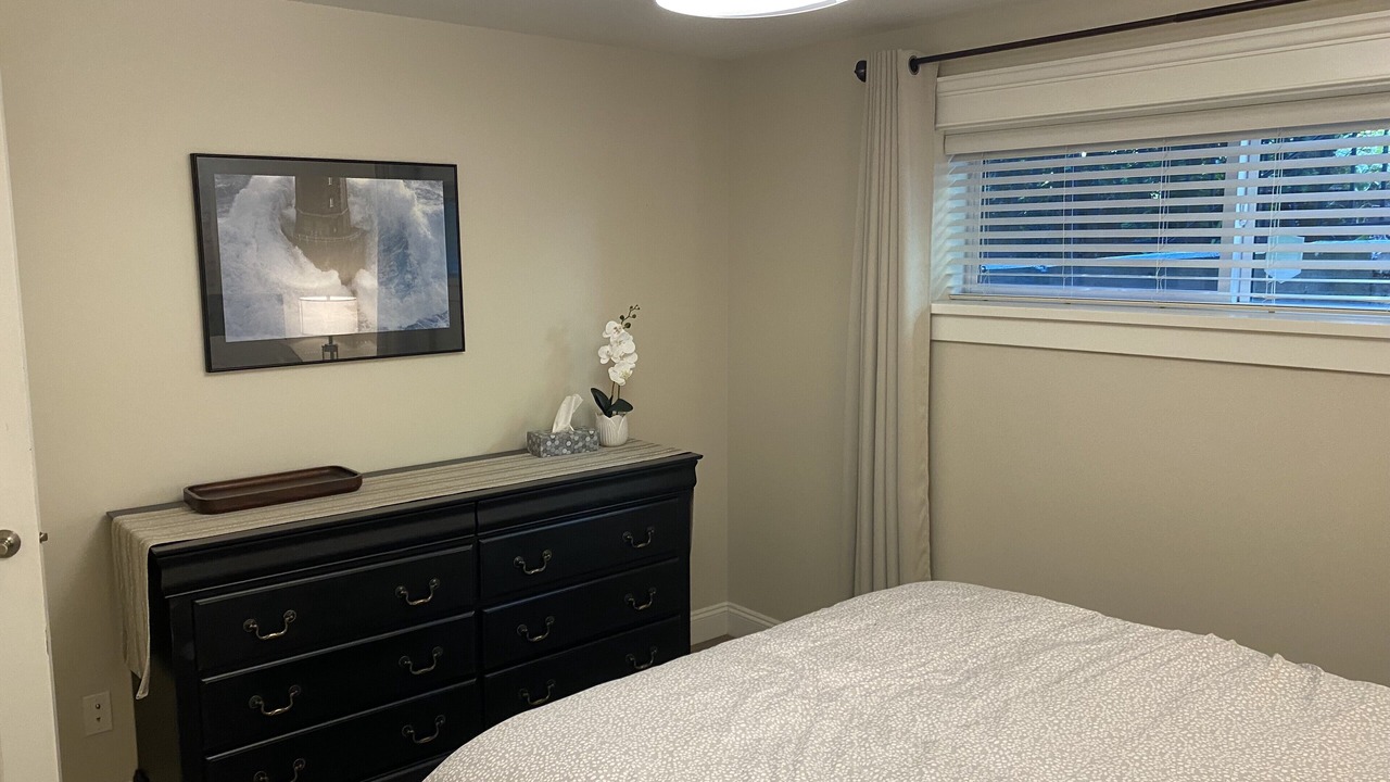 Photo of Bedroom in Gordon Head