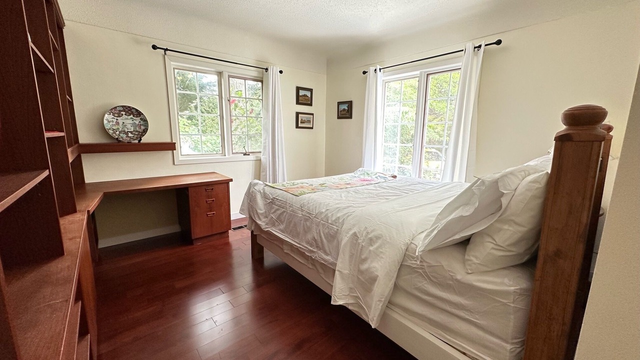 Photo of Bedroom in Gordon Head