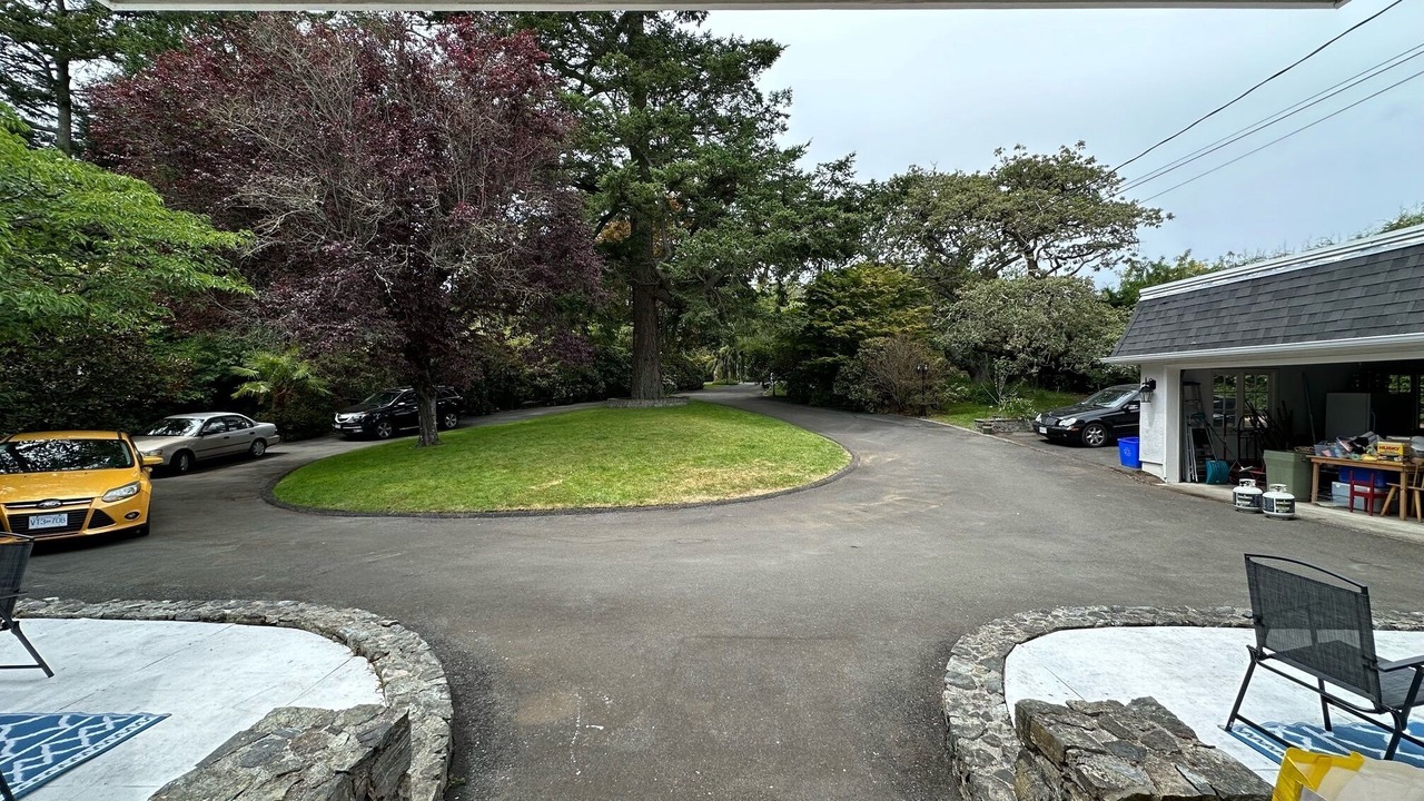 Photo of Outdoor in Gordon Head