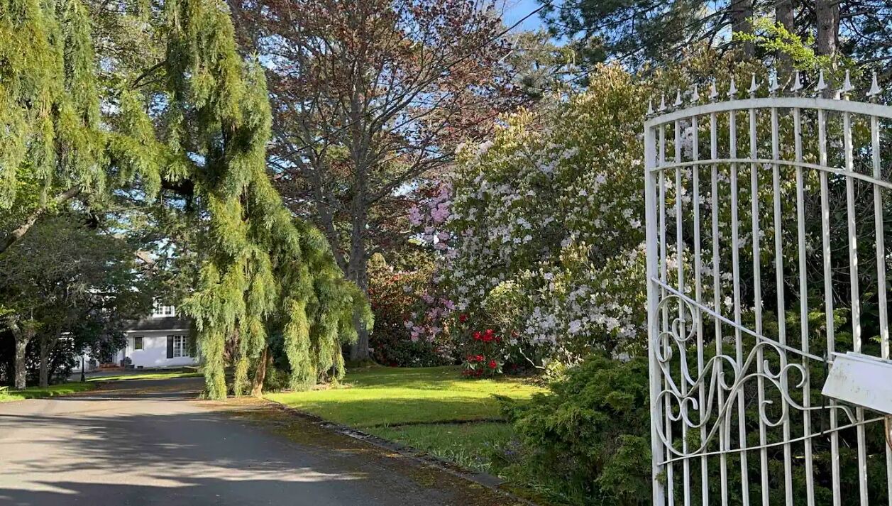 Photo of Outdoor in Gordon Head