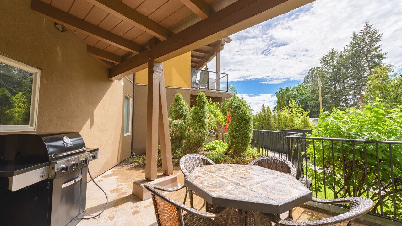 Photo of Outdoor in Westbank