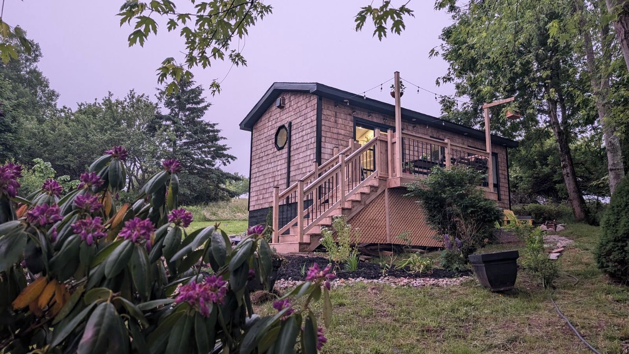 Photo of Outdoor in Garden Lots