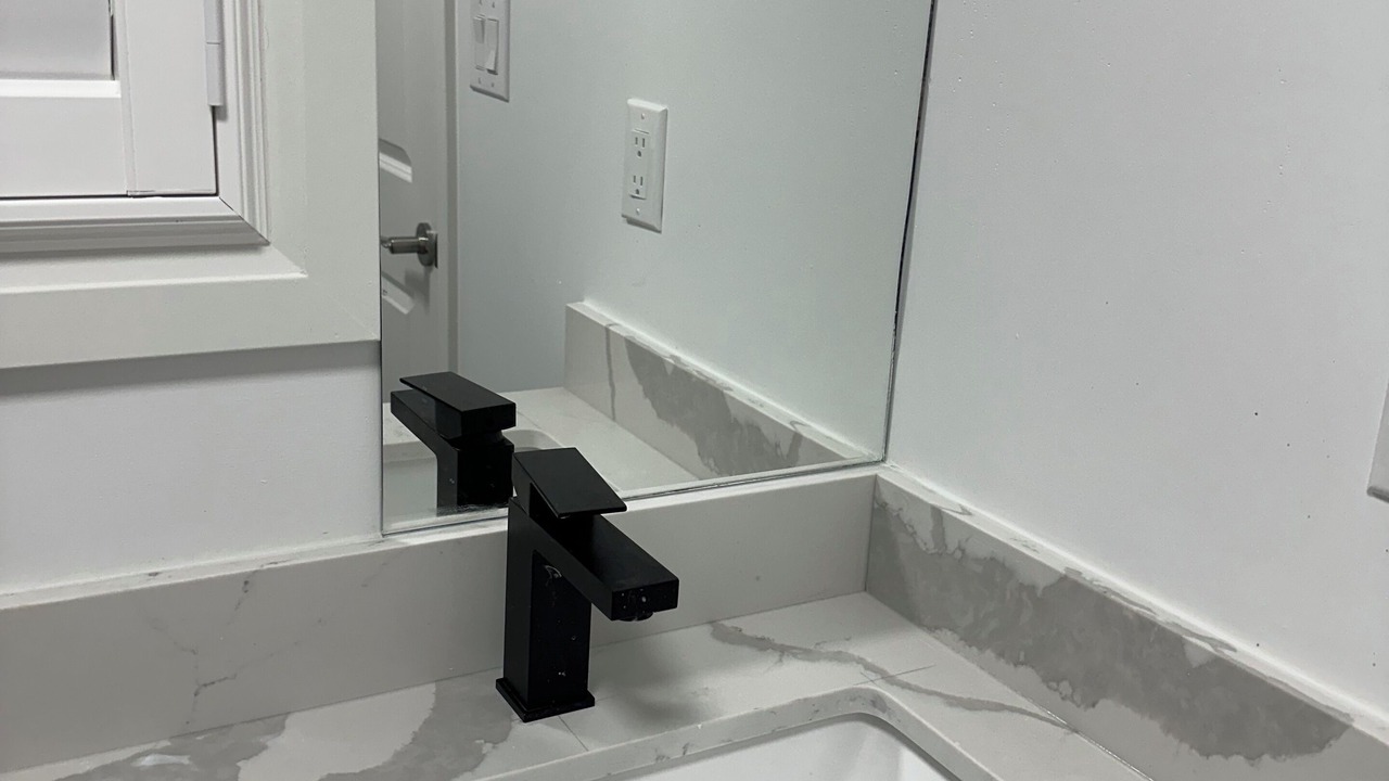 Photo of Bathroom in Niagara Falls