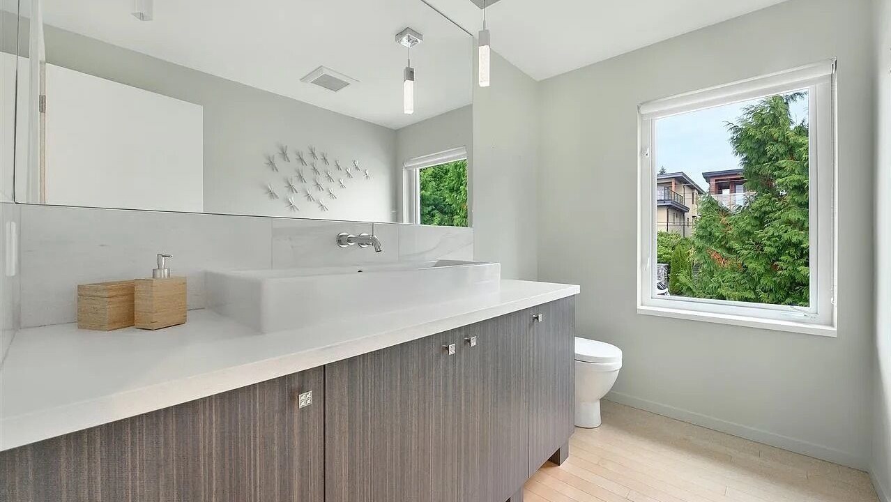 Photo of Bathroom in White Rock